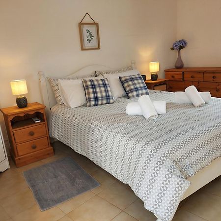 Razzett Warda B&B Ghasri  Ngoại thất bức ảnh