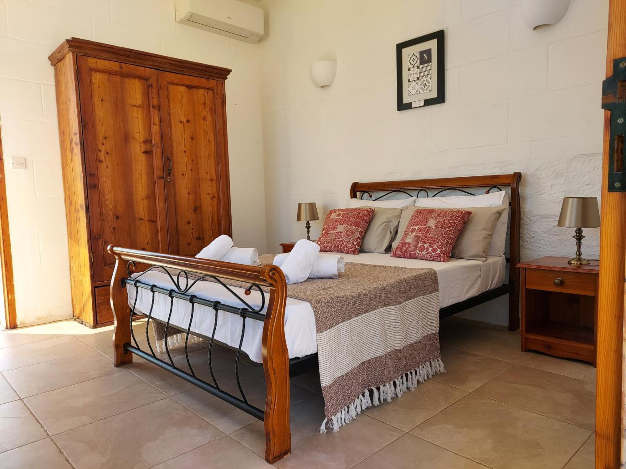 Razzett Warda B&B Ghasri  Ngoại thất bức ảnh
